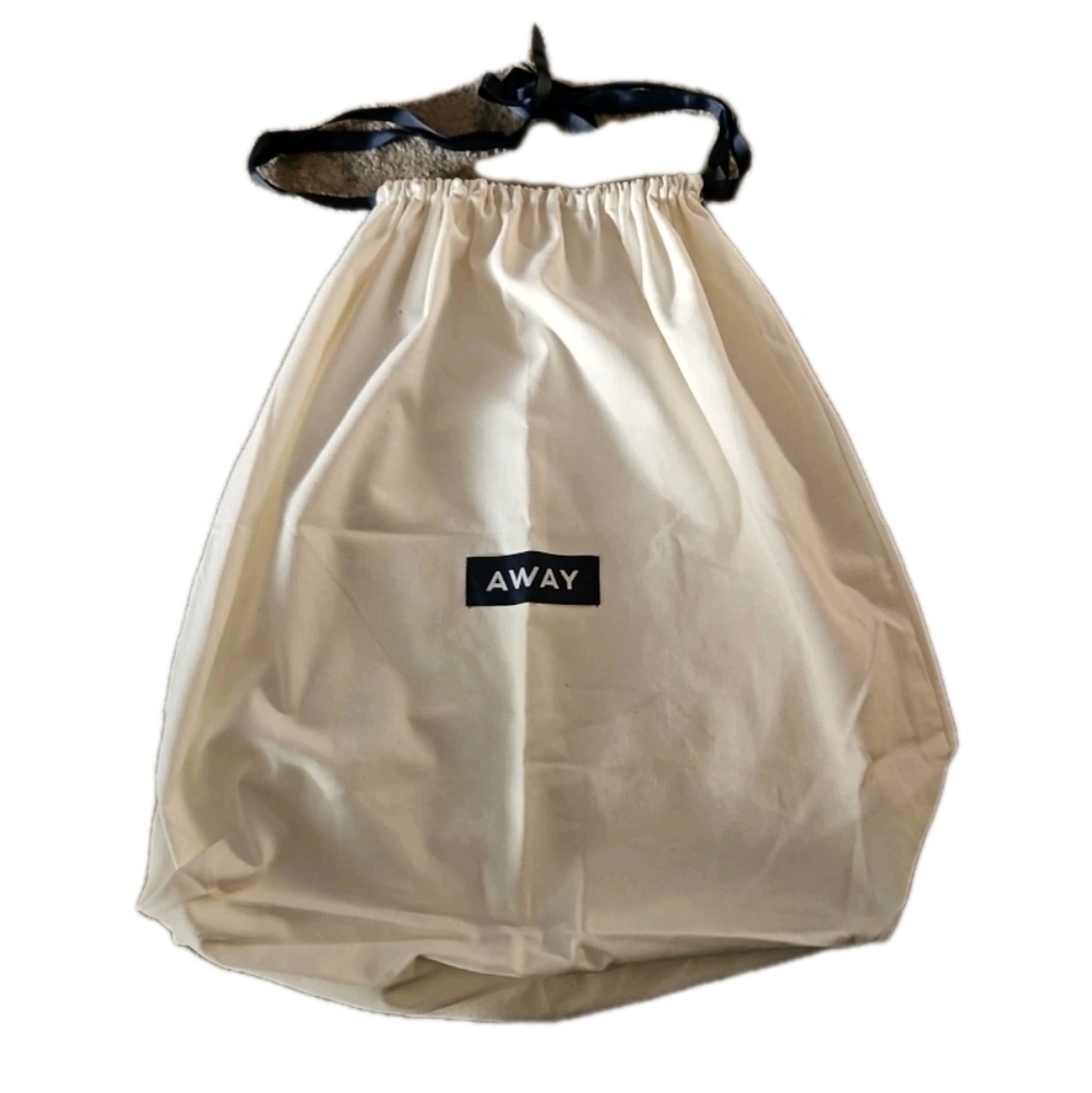 Away Travel Large Canvas Dust Bag Logo Storage Garment Luggage Drawstring Bag — image 4 of 8